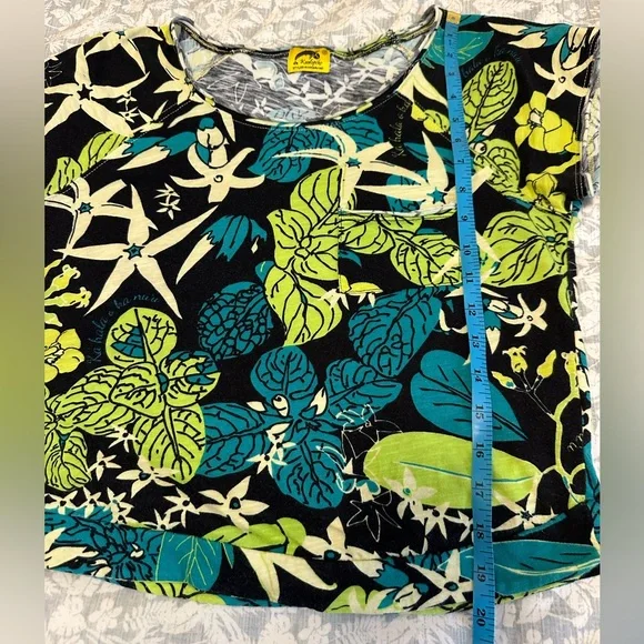 Kealopiko Hawaii Tropical Print Cropped Tee T-shirt size XS - Picture 10 of 11